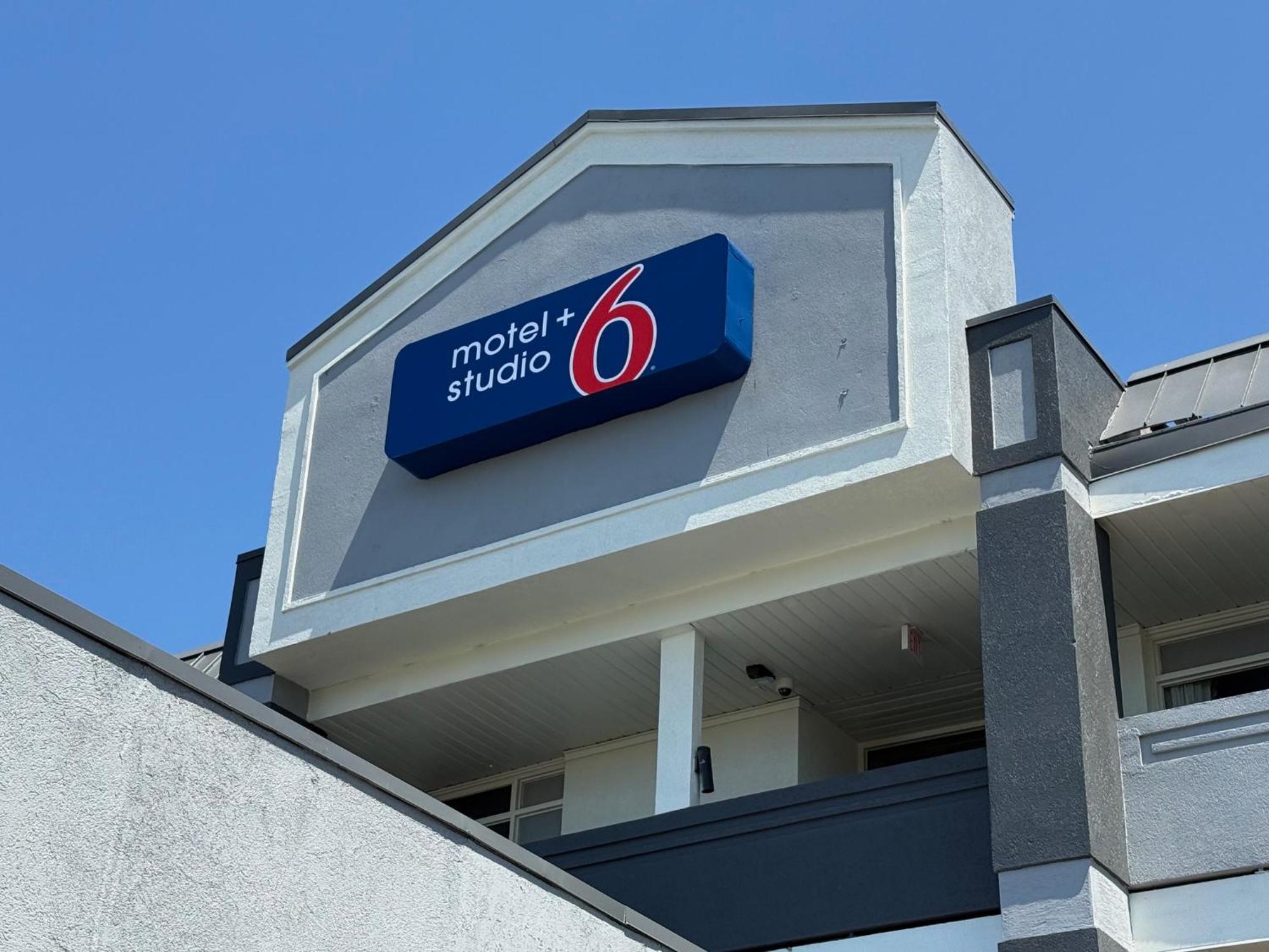 Motel 6 Charlotte, Nc - Airport South Exteriér fotografie